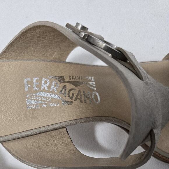 Salvatore Ferragamo Slides Sandals Women 8 B T-Strap Shoes Putty Leather - Picture 4 of 10